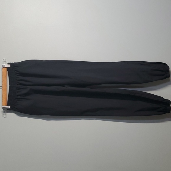 New Balance pants women's sz small S black elastic waist ankle zipper thin sheer - Picture 1 of 9